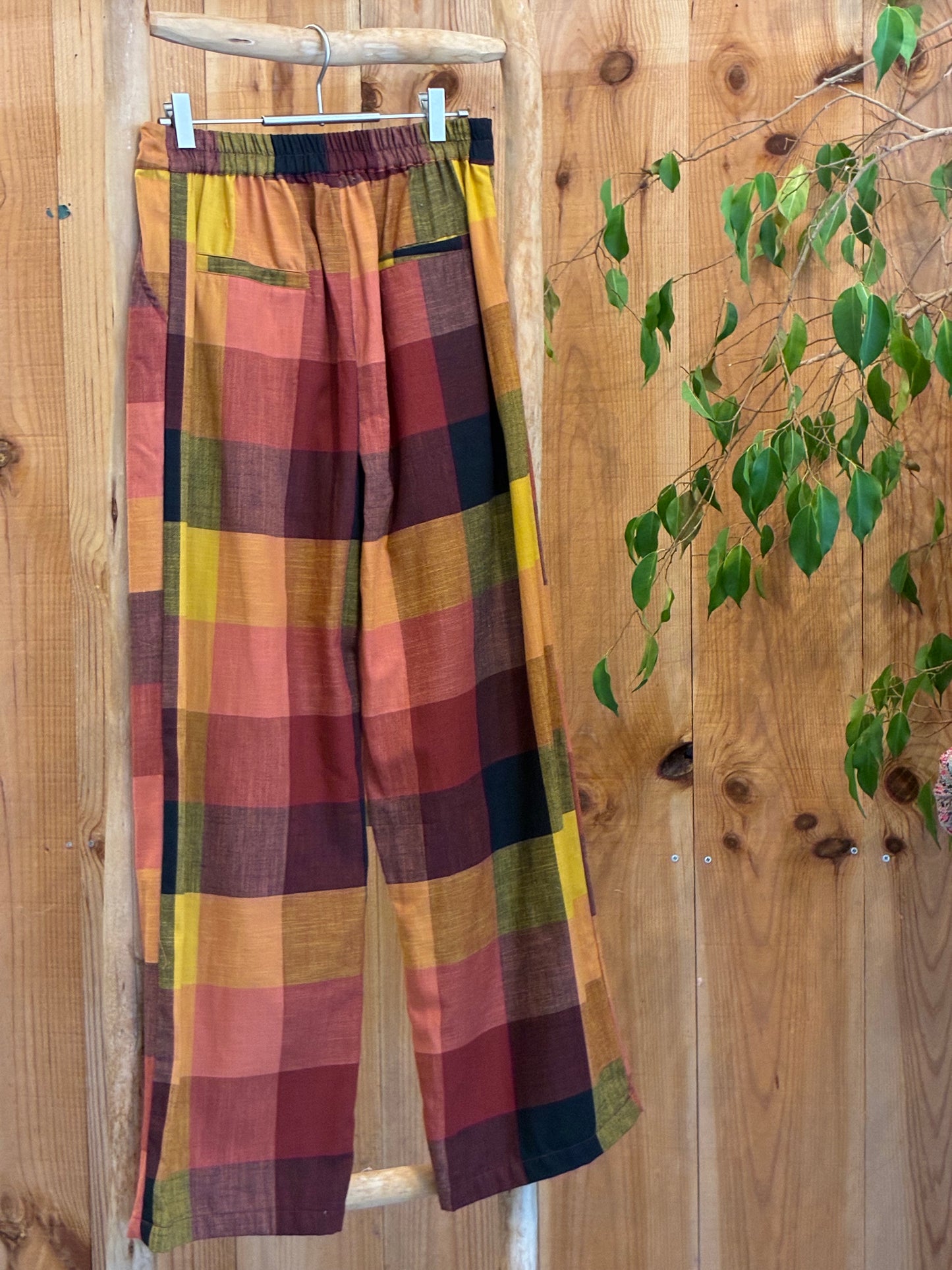 Le joli pantalon N°9